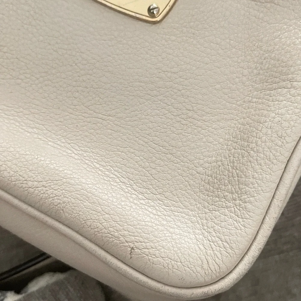 Michael kors cross body creme bag